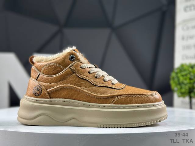内里加绒 Timberland 天伯伦 添柏岚经典款 25Ss新款中高帮 加绒 经典再造 全新升级 广东大厂品质 原盒原包装 面料采用意大利顶级磨砂牛皮 搭配防