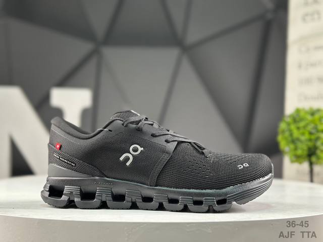 On 昂跑 Cloud X 4 轻量运动休闲鞋！脚感很舒服，鞋底柔软且包裹性好，上脚显腿长，不用系鞋带很方便～ 不管休闲还是运动都很百搭。 尺码：如图所示 Aj