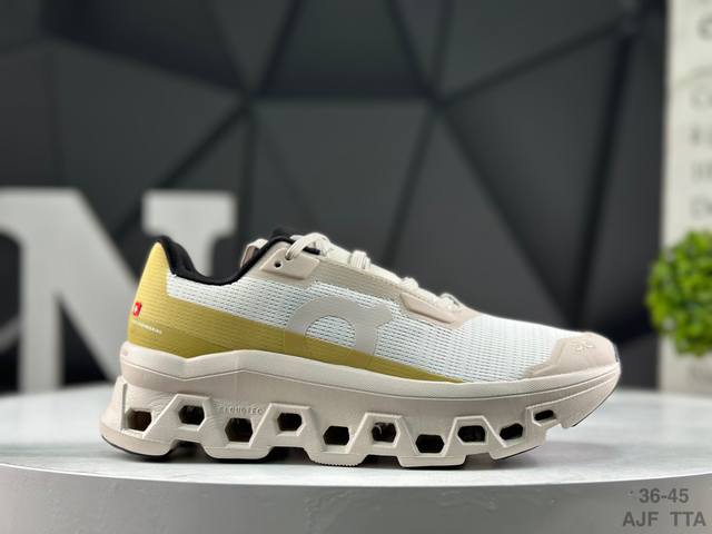 On 昂跑 Cloudmonster 轻量运动休闲鞋！脚感很舒服，鞋底柔软且包裹性好，上脚显腿长，不用系鞋带很方便～ 不管休闲还是运动都很百搭。 尺码：如图所示