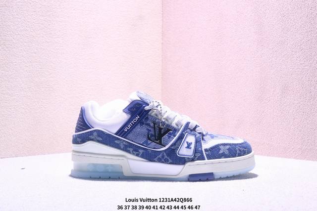 Louis Vuitton Trainer Sneaker Low 人气单品路易威登Louis Vuitton Trainer Sneaker Low低帮复古休