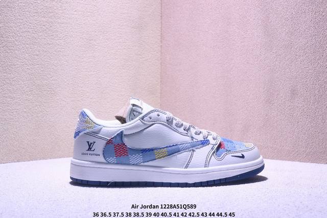 海外爆款限量发售！Travis Scott X Fragment Design X Jordan Air Jordan 1 Low Og Sp “粉泼墨拉布布”