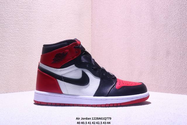 公司级Nike Air Jordan 1 Retro High Aj1乔丹一代高帮经典复古文化休闲运动篮球鞋 Xm1228Q779