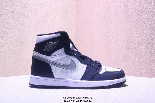 公司级Nike Air Jordan 1 Retro High Aj1乔丹一代高帮经典复古文化休闲运动篮球鞋 Xm1228Q779