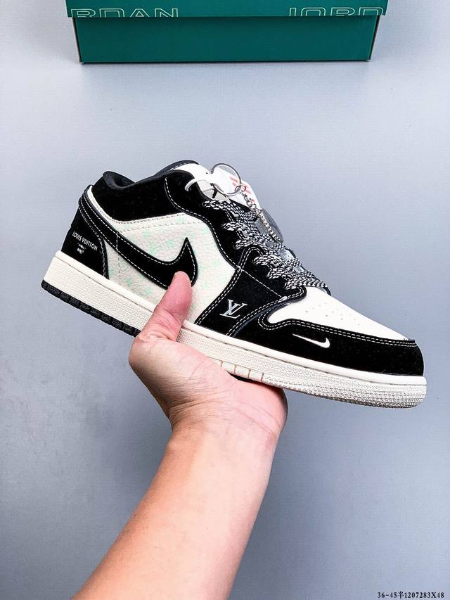 耐克Nike Air Jordan 1 Low Aj1乔1 低帮潮流缓运动休闲板鞋。Aj1 低帮拼接 完美版型真头层牛皮# 内置缓震气垫 原鞋开模 拒绝公底 购