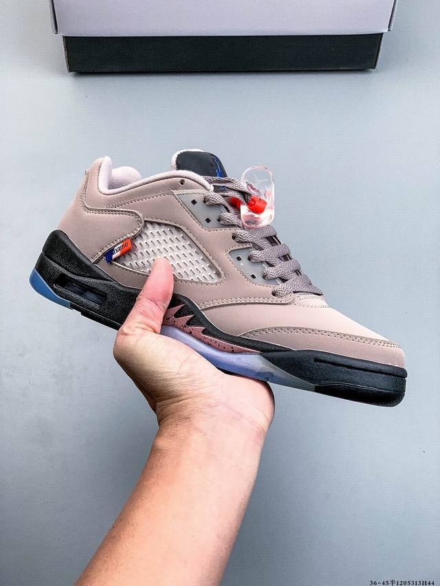 公司级！Air Jordan 5 Retro Aj5 乔5 经典篮球鞋！原厂数据 最新原厂底模 原纸板楦头开发 进口头层皮料 完美鞋型匹配公司货 正确鞋舌立体高