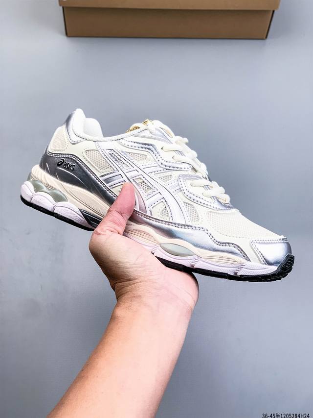 Asics 亚瑟士Gel-Nyc 2055透气网眼鞋面配合部分合成革材质 采用全新Ahar+橡胶材质 更加耐磨 1205284H24