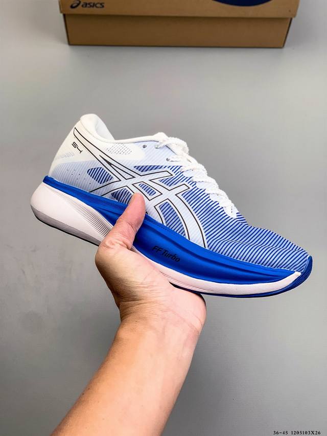 Asics S4 亚瑟士全新跑鞋舒适减震透气 低帮跑步鞋 Asics S4是一款日本国内限定的跑鞋，适 合全马4小时完赛跑者使用。鞋子采用碳板技术，具 有优越的