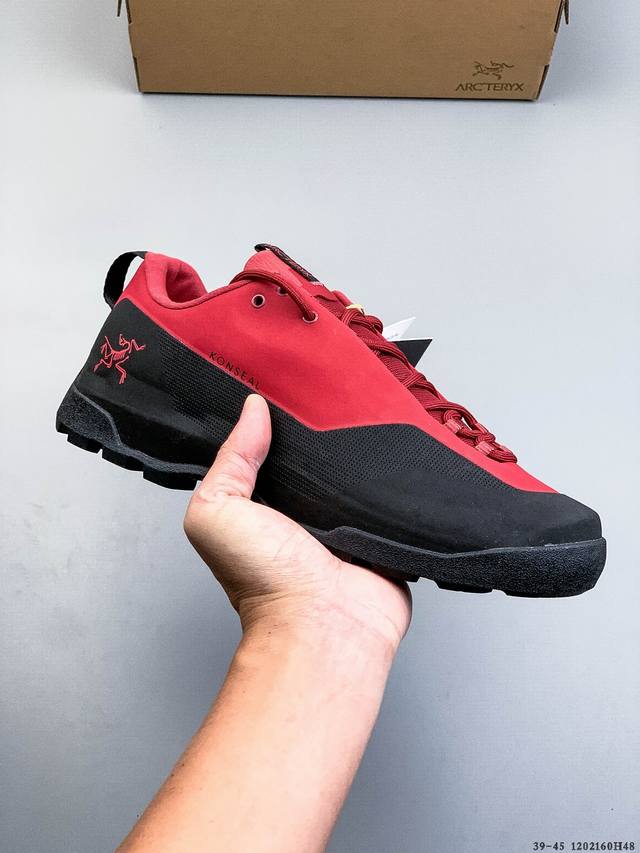 Arcteryx始祖鸟 Konseal Lt 轻量 网布防滑轻便耐磨 低帮户外运动跑步鞋 Konseal Lt的外观看似朴实 却散发着一股高贵气息 虽然是标榜越