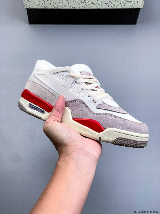 Air Jordan Aj4 Rm 重制版低帮复古篮球鞋 实拍首发 采用了低帮的设计 并保留了众多Aj4的经典元素 鞋身以皮革 麂皮材质拼接打造 Aj4经典的T