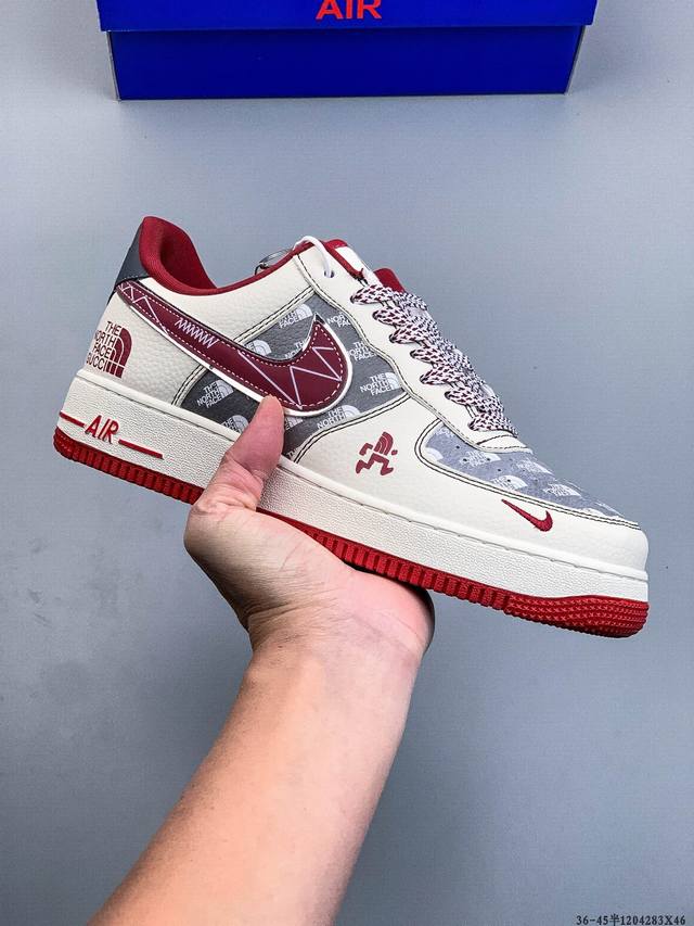 纯原版本 原楦数据纸版，采用硬质优质皮革鞋面材质，内置全掌Air Sole气垫。耐克 Nike Air Force 1 Low 空军一号低帮经典百搭休闲运动板鞋