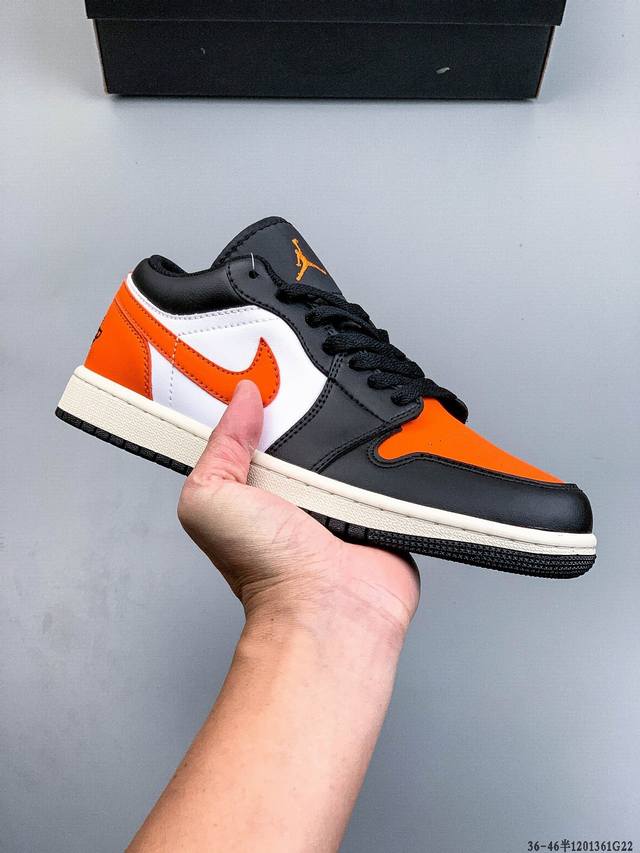 耐克Nike Air Jordan 1 Low Aj1乔1 低帮潮流缓运动休闲板鞋。Aj1 低帮拼接 完美版型真头层牛皮# 内置缓震气垫 原鞋开模 拒绝公底 购