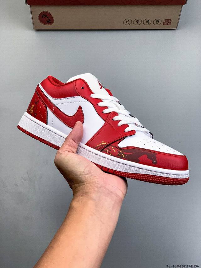 公司级头层！耐克Nike Air Jordan 1 Low Aj1 乔1 低帮潮流运动休闲板鞋。Aj1 低帮拼接 完美版型真头层牛皮# 内置缓震气垫 原鞋开模