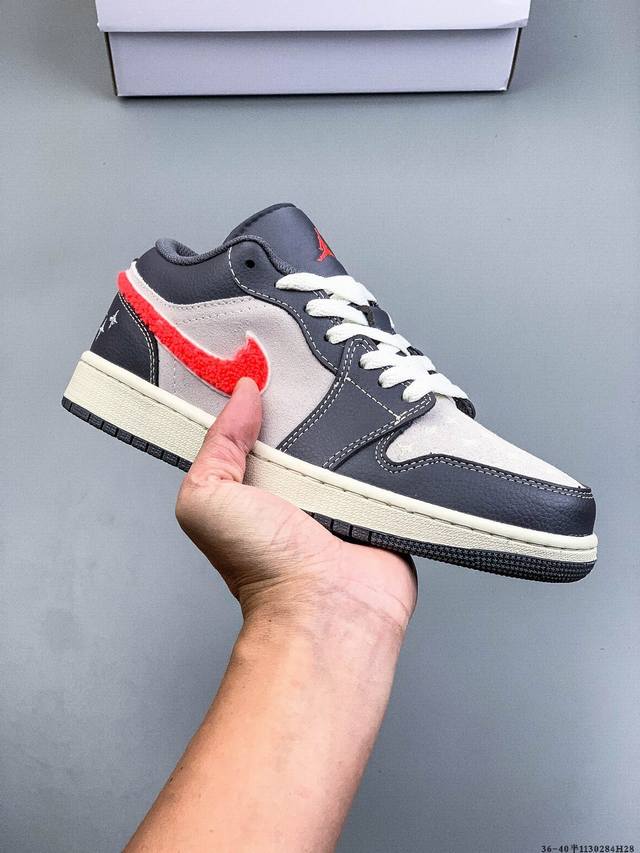 耐克Nike Air Jordan 1 Low Aj1乔1 低帮潮流缓运动休闲板鞋。Aj1 低帮拼接 完美版型真头层牛皮# 内置缓震气垫 原鞋开模 拒绝公底 购