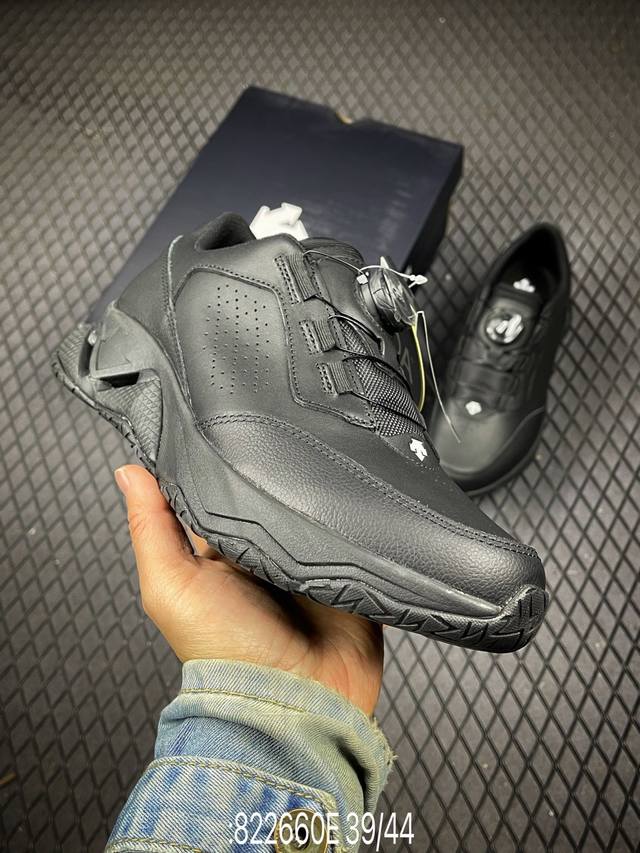 E Descente迪桑特轻盈防水时尚休闲运动覆盖防水男子越野跑鞋 官方同步上架适合技术路线单日徒步穿着 Aeriosflgtx鞋受到长途野外跑步鞋的启发 适合