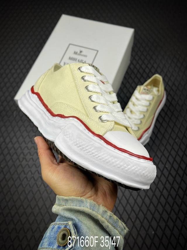 F礼盒版本 东莞大厂出品#原楦原纸版开发楦型#全新开发双模一次发泡点位气孔Eva中底#底部嵌入组合Rb橡胶耐磨大底#采用软质粒面牛皮革鞋面材质#正确织麦及包装盒