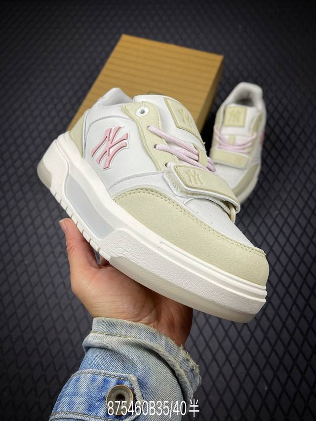 B 公司级Mlb 纽约洋基队 Chunky Liner Embo Monogram 印刻老花 时尚舒适 休闲运动 防滑耐磨增高 低帮 板鞋 货号:3Asxmo8