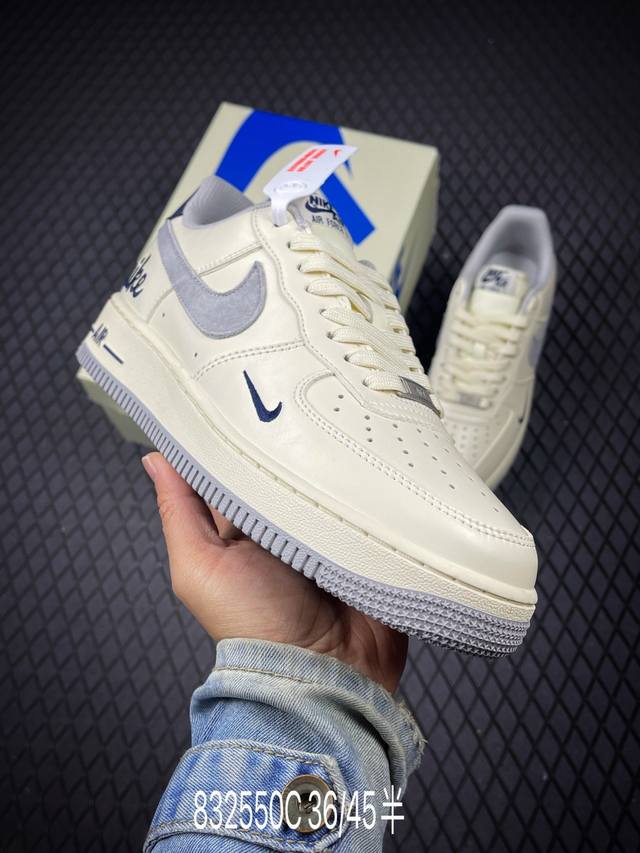 C 公司级Nike Air Force 1‘07 原楦头原纸板 打造纯正低帮空军版型 专注外贸渠道 全掌内置蜂窝气垫 原盒配件 原厂中底钢印、拉帮完美 货号:N
