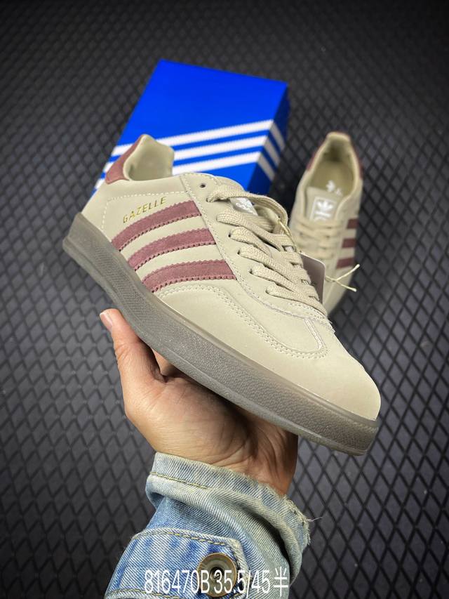 B 公司级Adidas Originals Gazelle Indoor 阿迪达斯 三叶草休闲防滑耐磨低帮板鞋 鞋头出色设计 塑就出众贴合感 稳固的后跟贴合足部