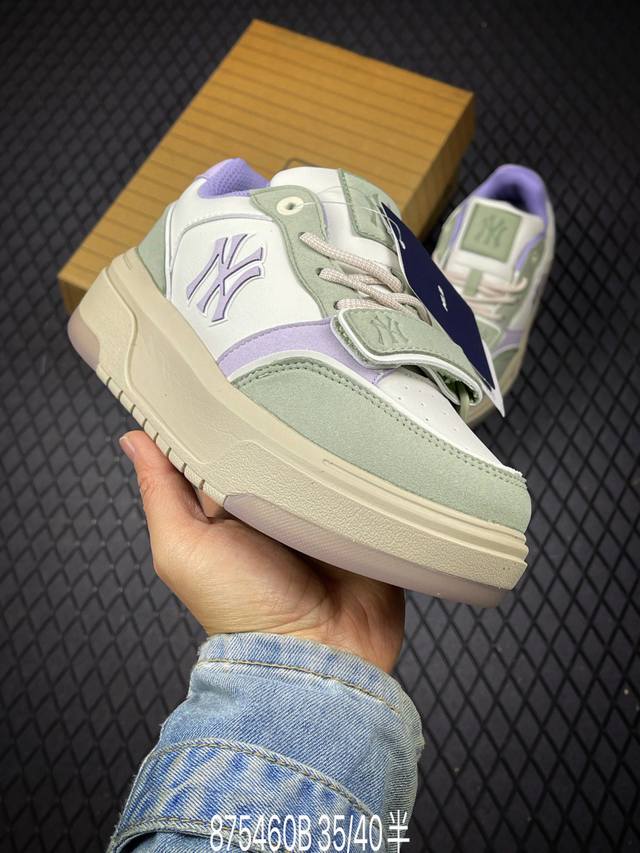 B Ny Mlb Chunky Liner pocket Sd 纽约洋基队 增高厚底休闲跑鞋 货号：3Asxm086N G 尺码：35 36 36.5 37.5