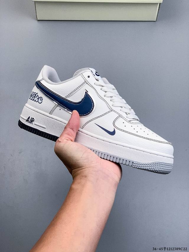 原楦数据纸版，采用硬质优质皮革鞋面材质，内置全掌Air Sole气垫。耐克 Nike Air Force 1 Low 空军一号低帮百搭休闲运动板鞋 121238