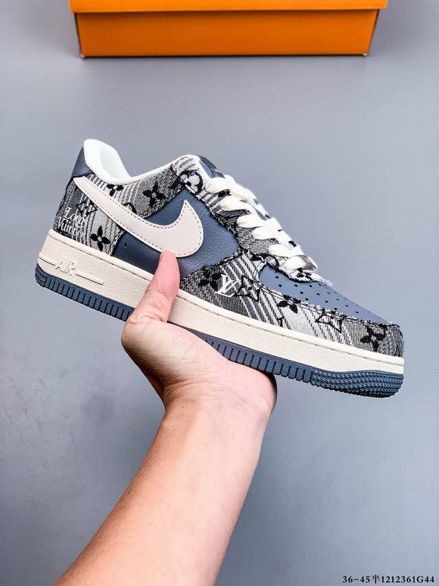 纯原版本 原楦数据纸版，采用硬质优质皮革鞋面材质，内置全掌Air Sole气垫。耐克 Nike Air Force 1 Low 空军一号低帮经典百搭休闲运动板鞋