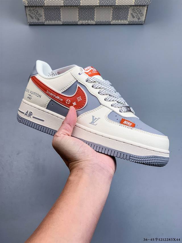 纯原版本 原楦数据纸版，采用硬质优质皮革鞋面材质，内置全掌Air Sole气垫。耐克 Nike Air Force 1 Low 空军一号低帮经典百搭休闲运动板鞋