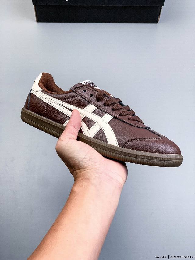 Asics 亚瑟士 Tokuten低帮橡胶鞋底休闲板鞋 1212335D19