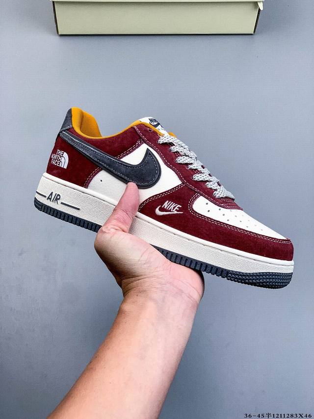 纯原版本 原楦数据纸版，采用硬质优质皮革鞋面材质，内置全掌Air Sole气垫。耐克 Nike Air Force 1 Low 空军一号低帮经典百搭休闲运动板鞋