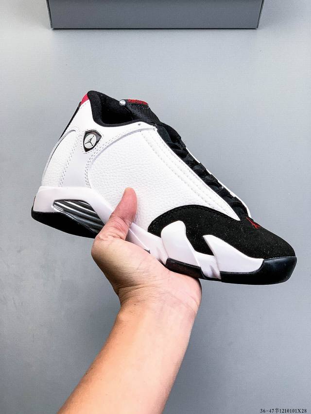 Air Jordan 14 Retro Ferrari 中帮 法拉利红 Aj14 乔丹14代男女同款 乔丹篮球鞋系列 整双鞋采用红色麂皮为主，黑色点缀方案，鞋身