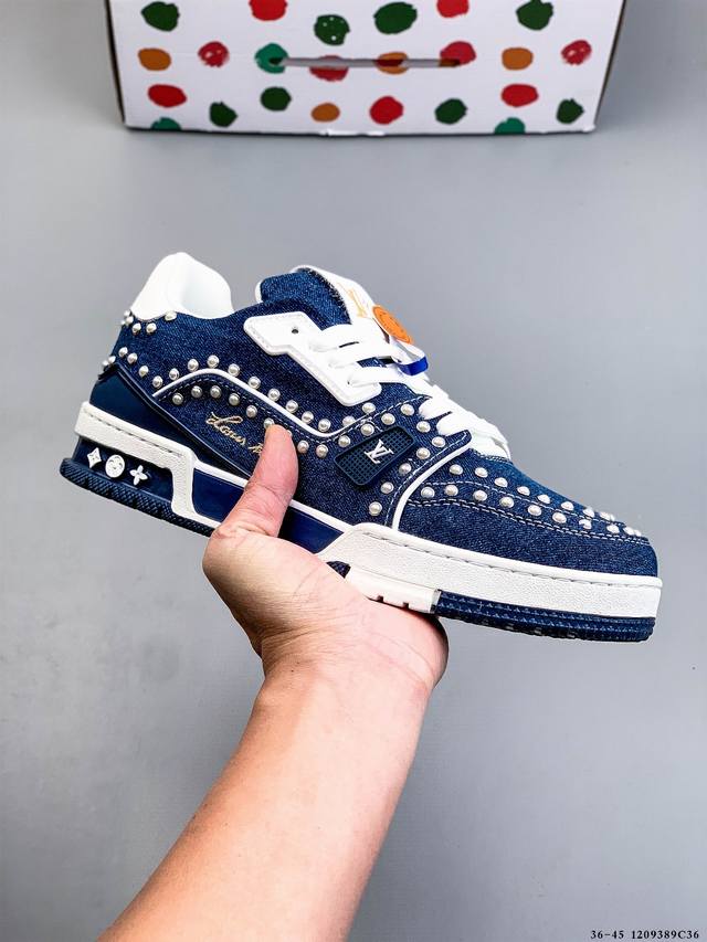 路易威登 Louis Vuitton Lv路易威登板鞋 乘风破浪的姐姐争先种草款,舒适透明底和百搭性霸屏整个时尚娱乐圈，正品1:1套楦复刻，细节调整完美主义！鞋