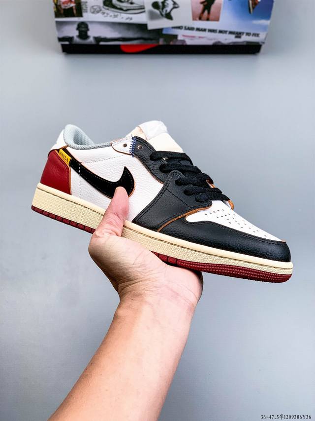 耐克Nike Air Jordan 1 Low Aj1乔1 低帮潮流缓运动休闲板鞋。Aj1 低帮拼接 完美版型真头层牛皮# 内置缓震气垫 原鞋开模 拒绝公底 购
