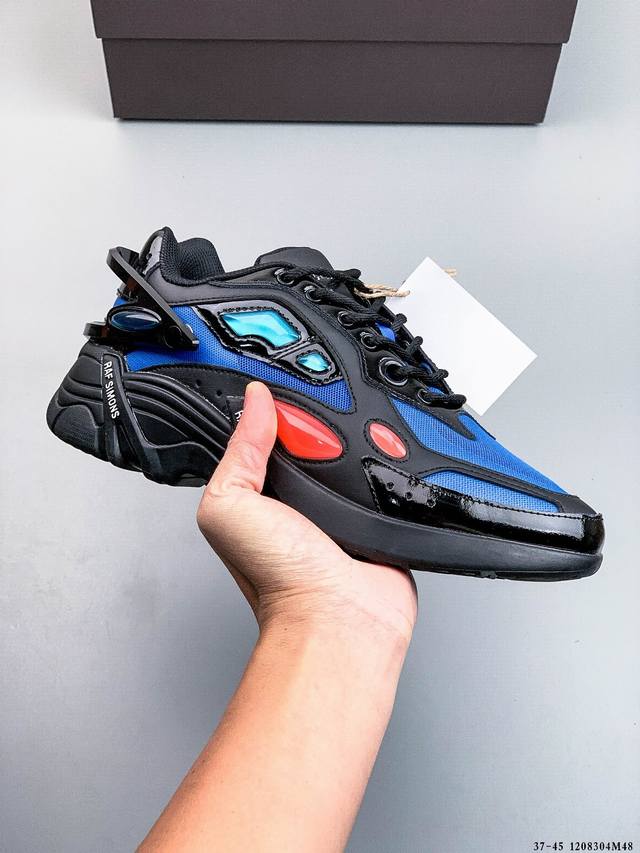 公司级 Raf Simons Cylon-21 潮流运动 织物皮革 圆头系带 低帮休闲鞋 采用光滑皮革 网眼和绒面革制成 饰有橡胶细节 具有系带封口 圆头款式