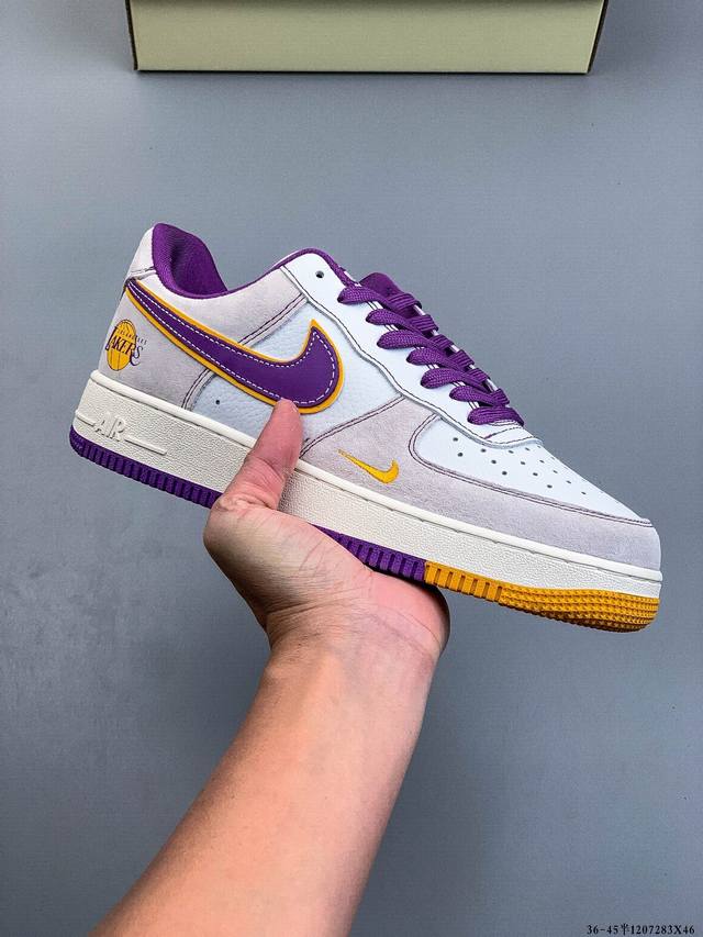纯原版本 原楦数据纸版，采用硬质优质皮革鞋面材质，内置全掌Air Sole气垫。耐克 Nike Air Force 1 Low 空军一号低帮经典百搭休闲运动板鞋