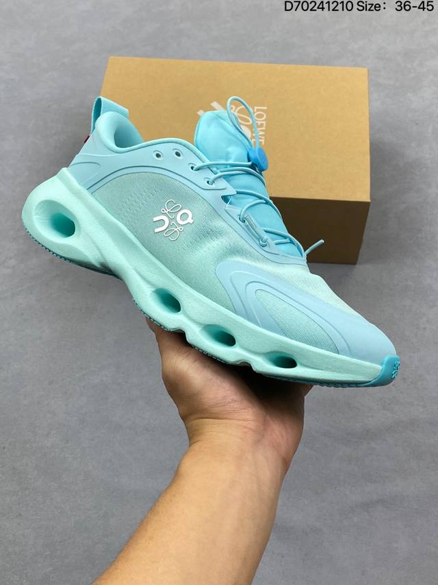 Loewe X On昂跑Cloudtilt 2.0 罗意威 联名轻量运动休闲鞋 脚感很舒服 鞋底柔软且包裹性好 上脚显腿长 不管休闲还是运动都很百搭 是最好看最