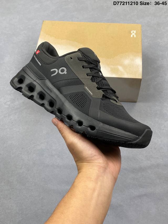 昂跑On Running Cloud 2 系列低帮轻量舒适多功能休闲运动鞋 采用工程飞织网布组合再生聚酯纤维鞋面材质搭载独家隐藏速度中板 镂空Cloudtec科