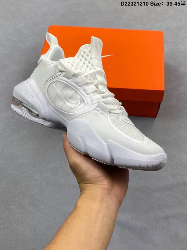 Savage 2男子气垫缓震运动跑步鞋 Nike Air Max Alpha Savage 2更加舒适，其举重稳定性高。诸如Max Air 缓震之类的经典运动鞋