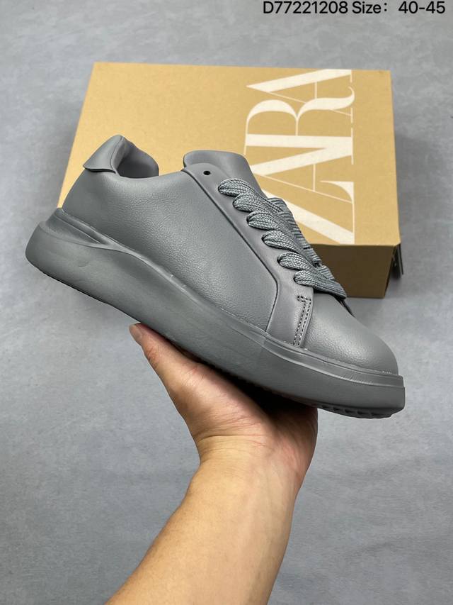 Zara pu 简约时尚 低帮 生活休闲鞋 男款 黑色 尺码：如图 编码：D77221208