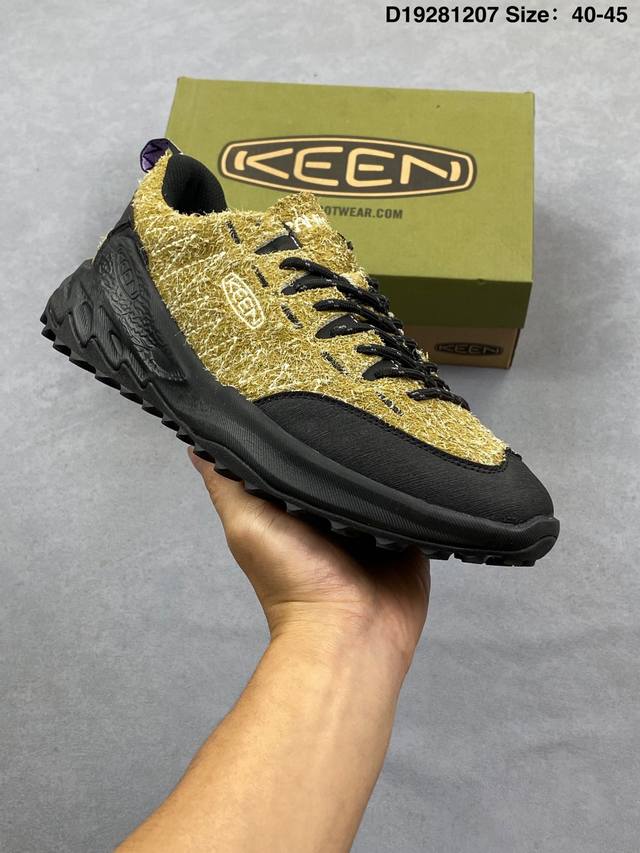 Keen科恩 X Mita Sneaker设计师联名款 Uneek 户外涉水透气溯溪凉鞋 沙滩鞋 Keen Uneek 以舒适及符合人体为目标Keen Unee