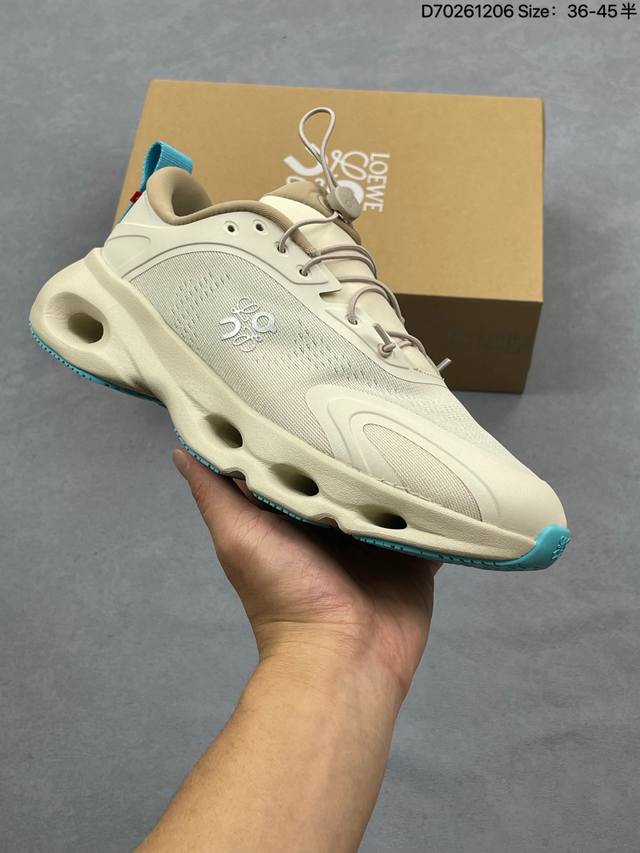 Loewe 罗意威 X On 昂跑全新合作系列运动鞋 时尚老爹鞋，品牌与瑞士高性能运动品牌On携手打造的此系列作品专为城市与户外生活而设，充分彰显蕴含可持续理念