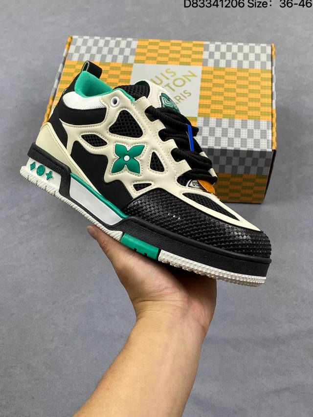 Louis Vuitton 路易威登 广东原产，采用皮革鞋面材质，，内里全小羊皮打造及去味海玻璃脚垫，外置耐磨橡胶大底全新Lv路易威登Louis Vuitton