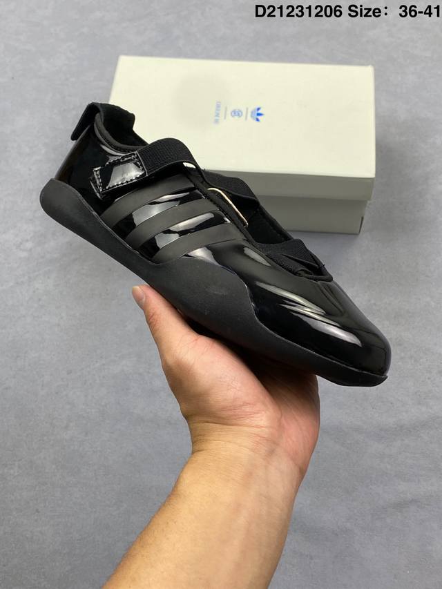 Ad Originals Taekwondo 时尚百搭防滑低帮训练鞋 Size：36 36.5 37 38 38.5 39 40 40.5 41 42 42.5