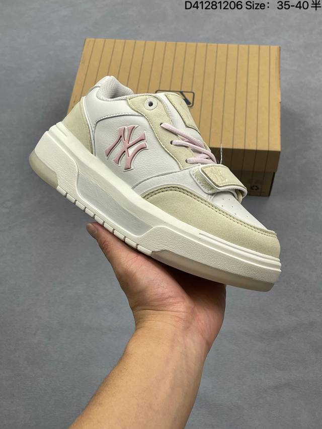 真标Mlb 纽约洋基队 Chunky Liner Embo Monogram 印刻老花 时尚舒适 休闲运动 防滑耐磨增高 低帮 板鞋 货号:3Asxm036N