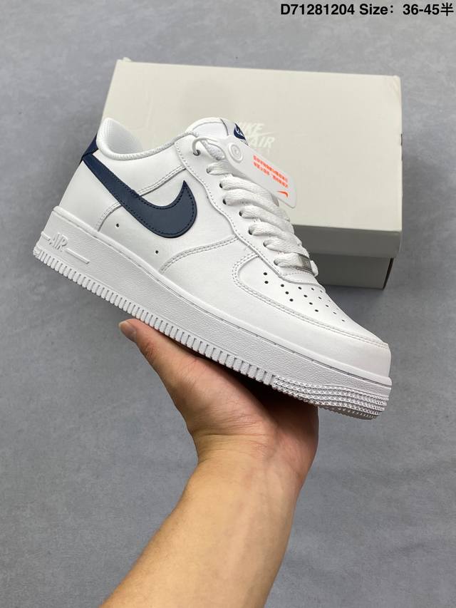 耐克Nike Air Force 1‘07 Lx 空军一号低帮百搭休闲运动板鞋。柔软、弹性十足的缓震性能和出色的中底设计，横跨复古与现代的外型结合，造就出风靡全