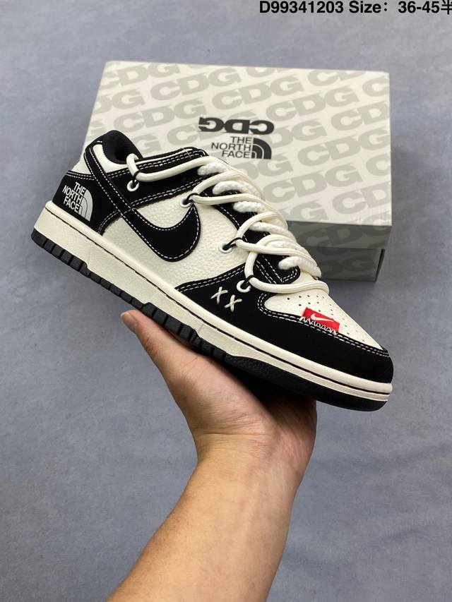 Dunk Low 北面 X Cdg 三方联名 周年高端定制 低帮休闲板鞋 #定制鞋盒 大厂纯原品质出货 超高清洁度 皮料切割干净无任何毛边 细节完美 货号：Dm