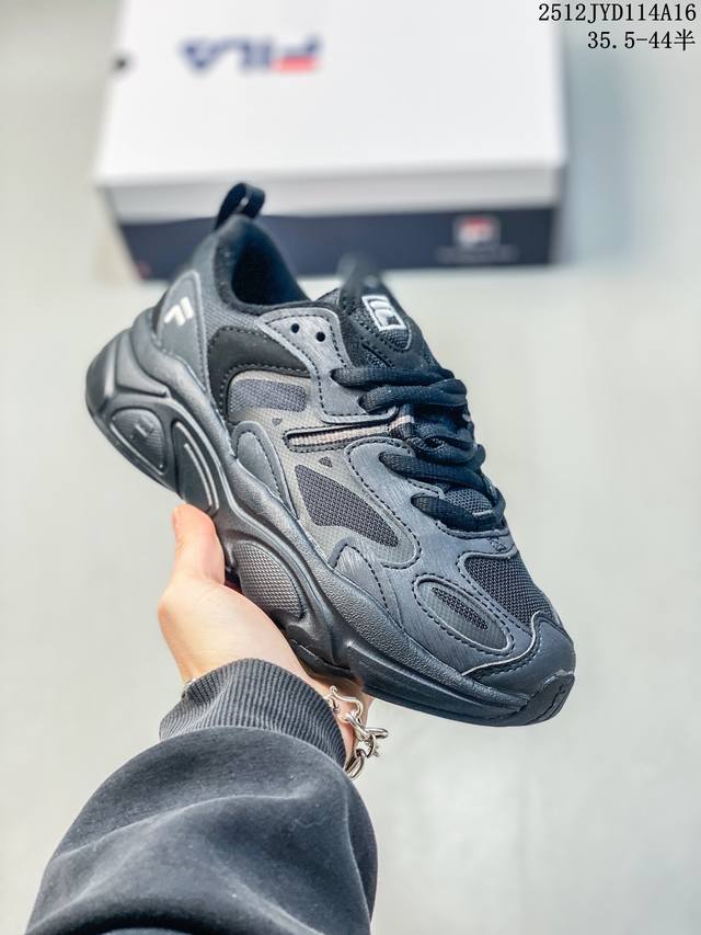 公司级Fila斐乐 Mars 火星2.0低帮复古百搭运动老爹鞋 采用优质头层皮饰片拼接透气 纤维网面材质#轻质Eva泡沫缓冲中底 耐磨橡胶外底 货号:F12W1