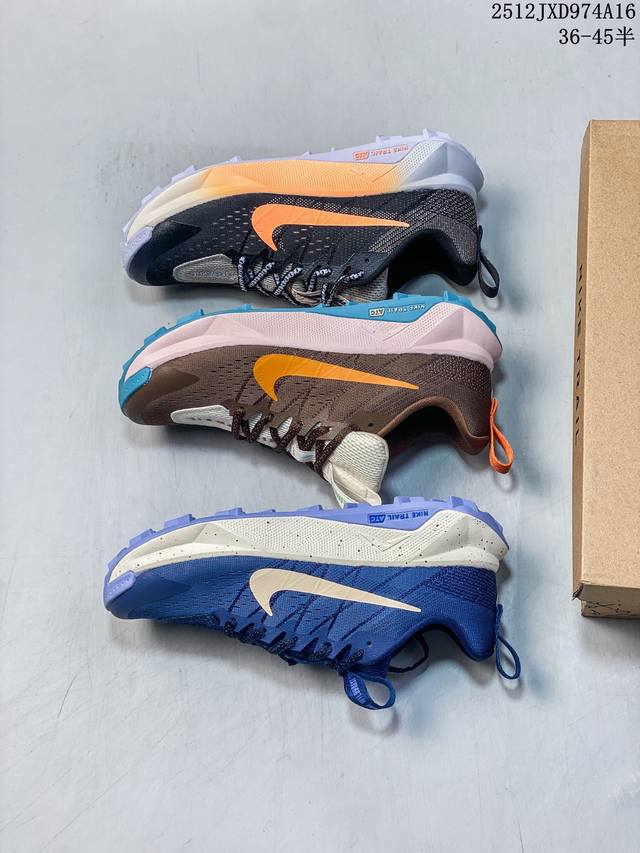 公司级Nike React Wildhorse 10 耐克 越野户外避震缓冲休闲运动慢跑鞋 这双鞋采用了Nike React技术 这是一种轻盈耐穿的泡绵材料 能
