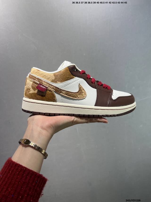 公司级Air Jordan 1 Low Aj1 乔1马年限定 低邦文化休闲板鞋 货号：Iq5321-121 尺码：36 36.5 37.5 38 38.5 39