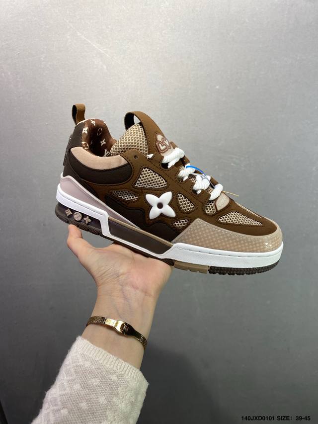 路易威登 Louis Vuitton Lv路易威登板鞋 新款 Lv Trainer最新配色运动鞋 L家 篮球鞋风格运动鞋 该鞋由艺术总监 Virgil Ablo