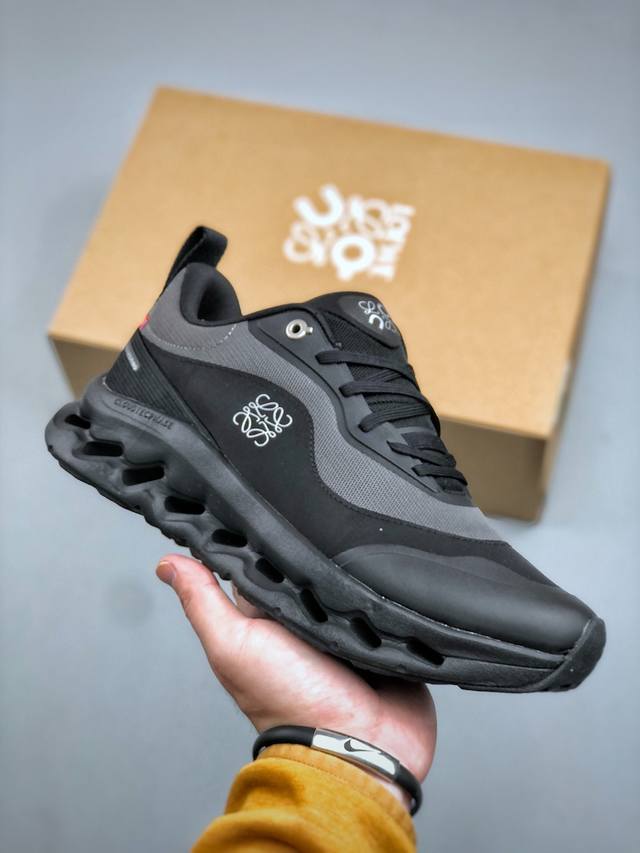 Loewe X On昂跑Cloudtilt 2.0 罗意威 联名轻量运动休闲鞋 货号：3Me10696666 尺码：40-47