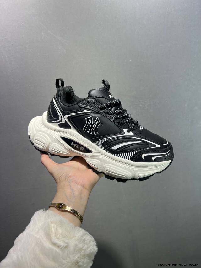 公司级Mlb Winner Chunky 百搭舒适休闲潮流运动厚底增高防滑耐磨 低帮 老爹鞋 货号:3Ashw005N 尺码:35.5 36 36.5 37.5